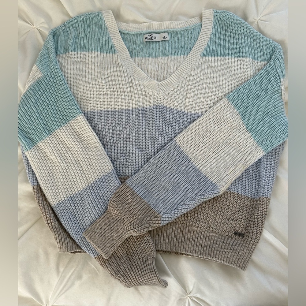 Hollister V Neck Sweater - Pastel Stripes - Size Large
